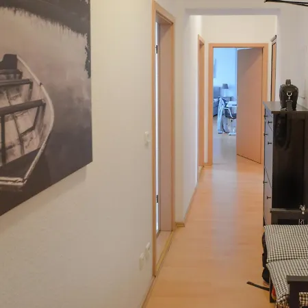 Sweethome - Ruhig - Grosse Kueche, Balkon, Stellplatz, Wifi Magdeburg Exterior photo